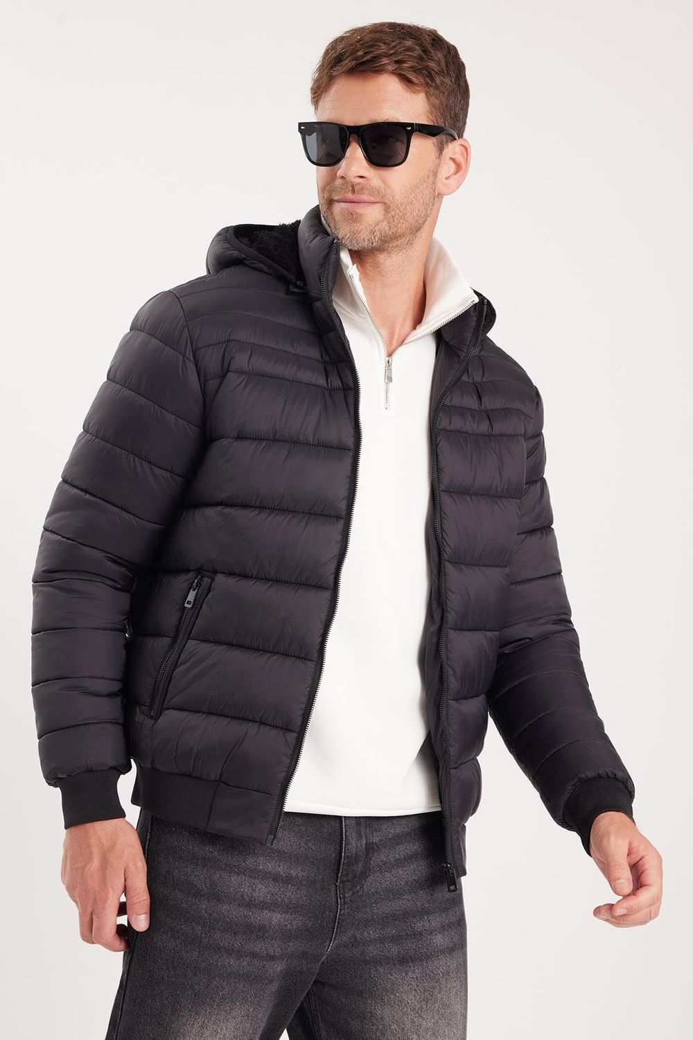 Erkek Relax Fit Rahat Kesim Çift Cepli Kapüşonlu İçi Kürklü Siyah Mont