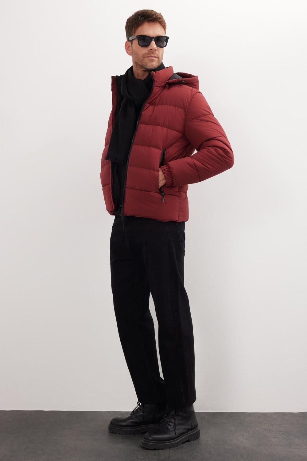 COAT WITH DETACHABLE HOOD 2   MONT