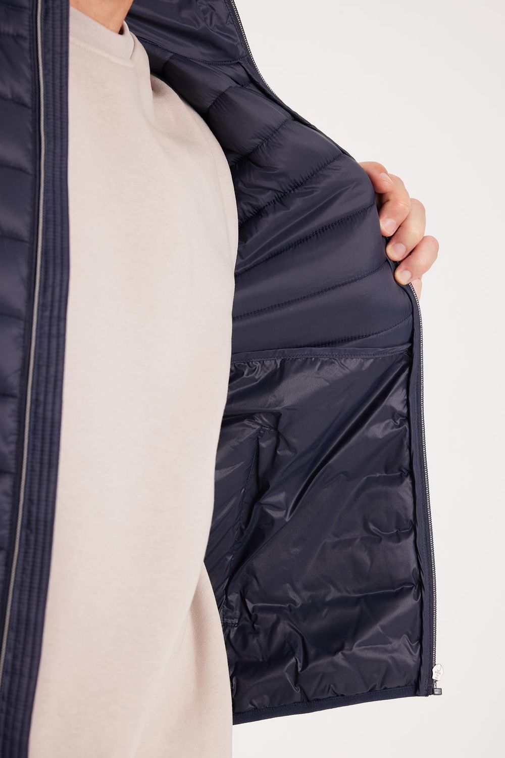 Erkek Relax Fit Rahat Kesim Kapitone Kollar Triko Çift Cepli Lacivert Mont