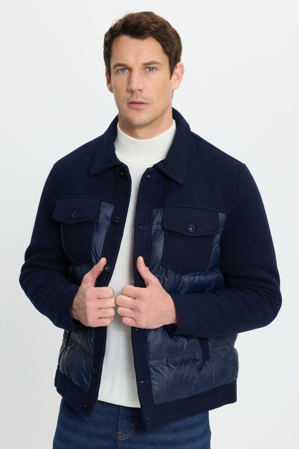 Erkek Regular Fit Klasik Kesim Çift Cepli Klasik Yaka Lacivert Kaşe Mont