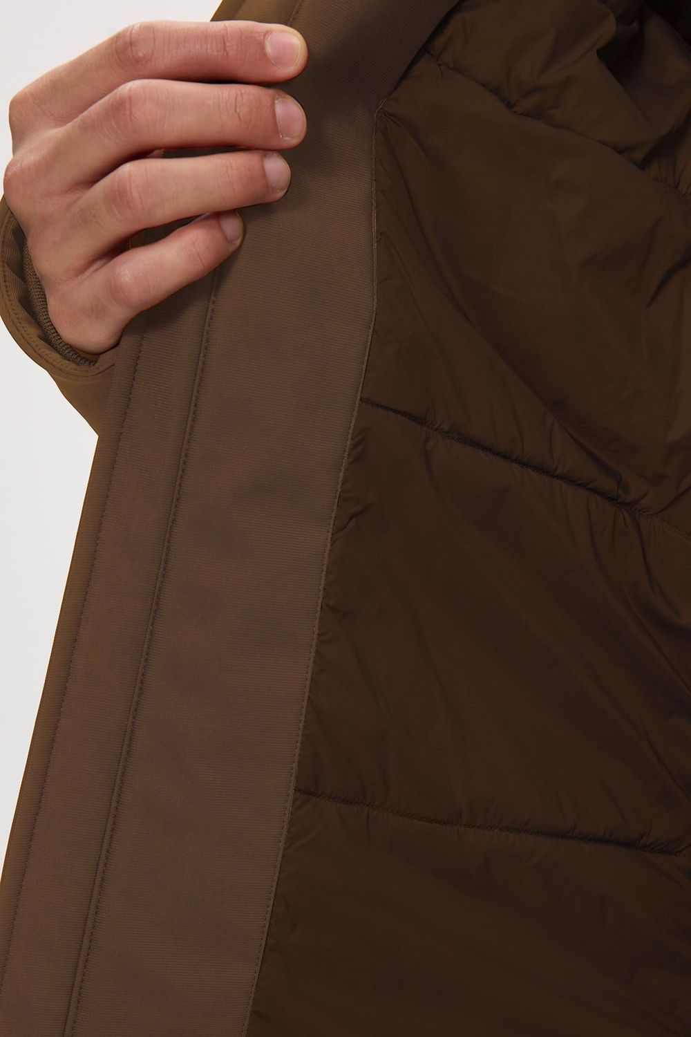 Erkek Regular Fit Rahat Kesim Kapüşonlu Çok Cepli Düğme Detaylı Fermuarlı Manşetli Kahverengi Mont