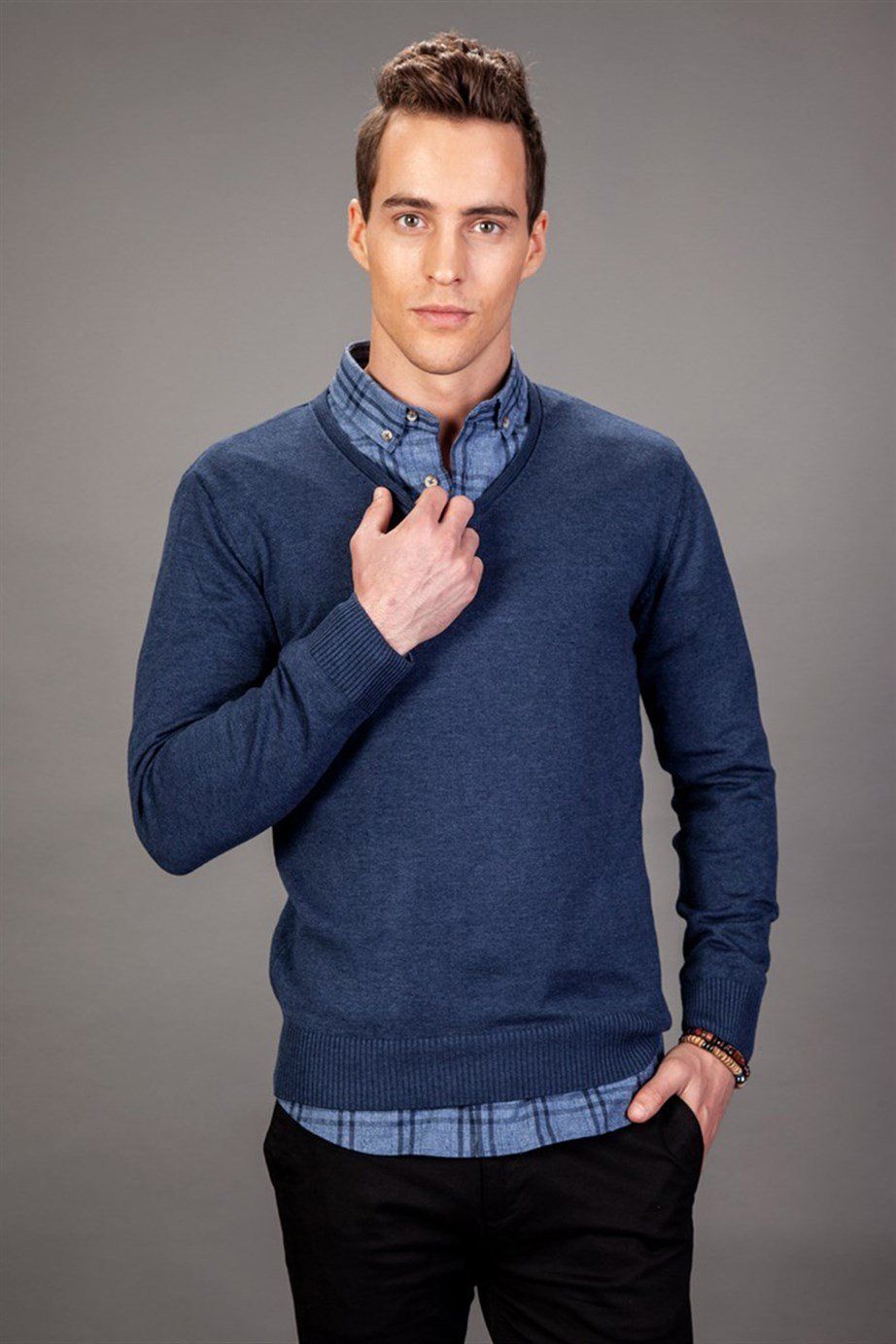 NEW SWEATER COTTON V-NECK PLAIN   KAZAK SWEATER