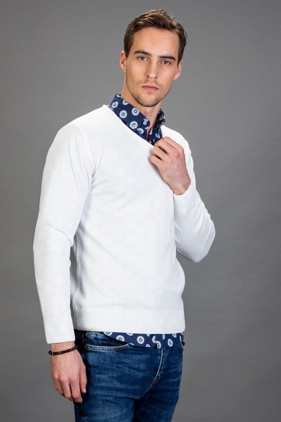 NEW SWEATER COTTON V-NECK PLAIN   KAZAK SWEATER