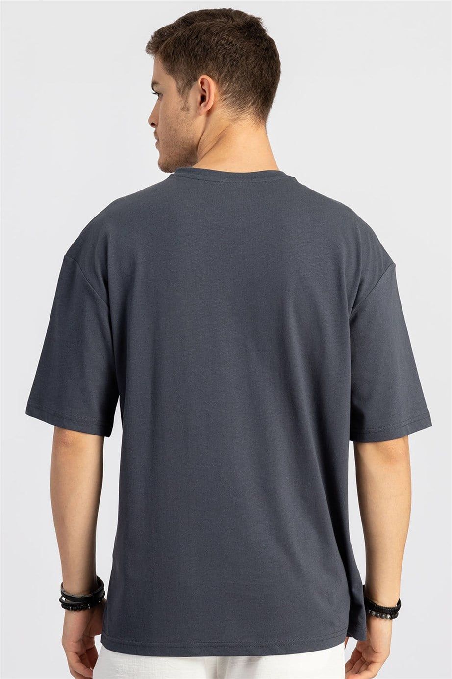 Oversize Cepli Bol Kesim Bisiklet Yaka Erkek T-Shirt