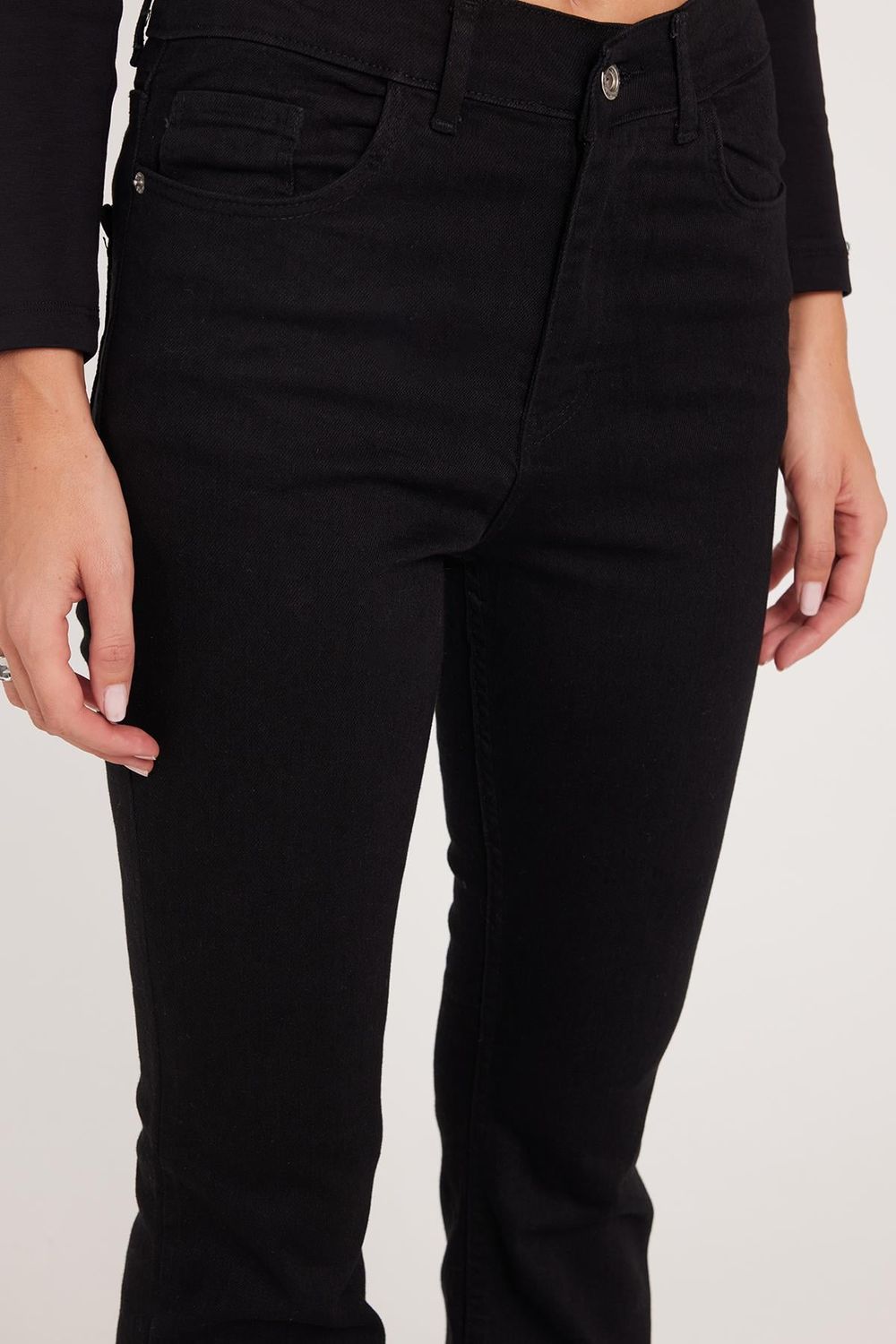 Kadın Regular Fit Klasik Kesim Pamuklu İspanyol Paça Siyah Jean Kot Pantolon