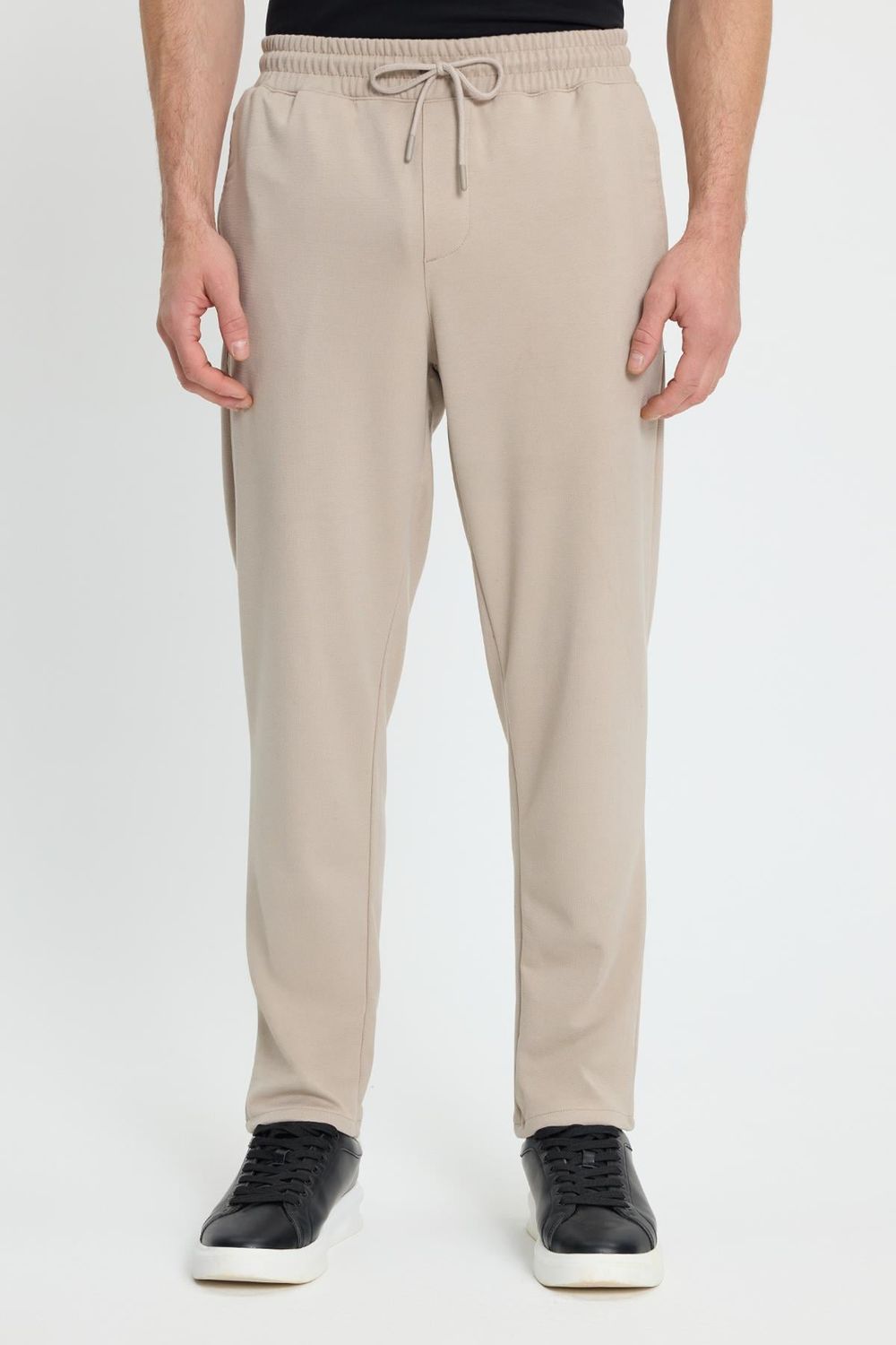 Erkek Regular Fit Klasik Kesim Beli Lastikli Bağcıklı Bej  Jogger Pantolon