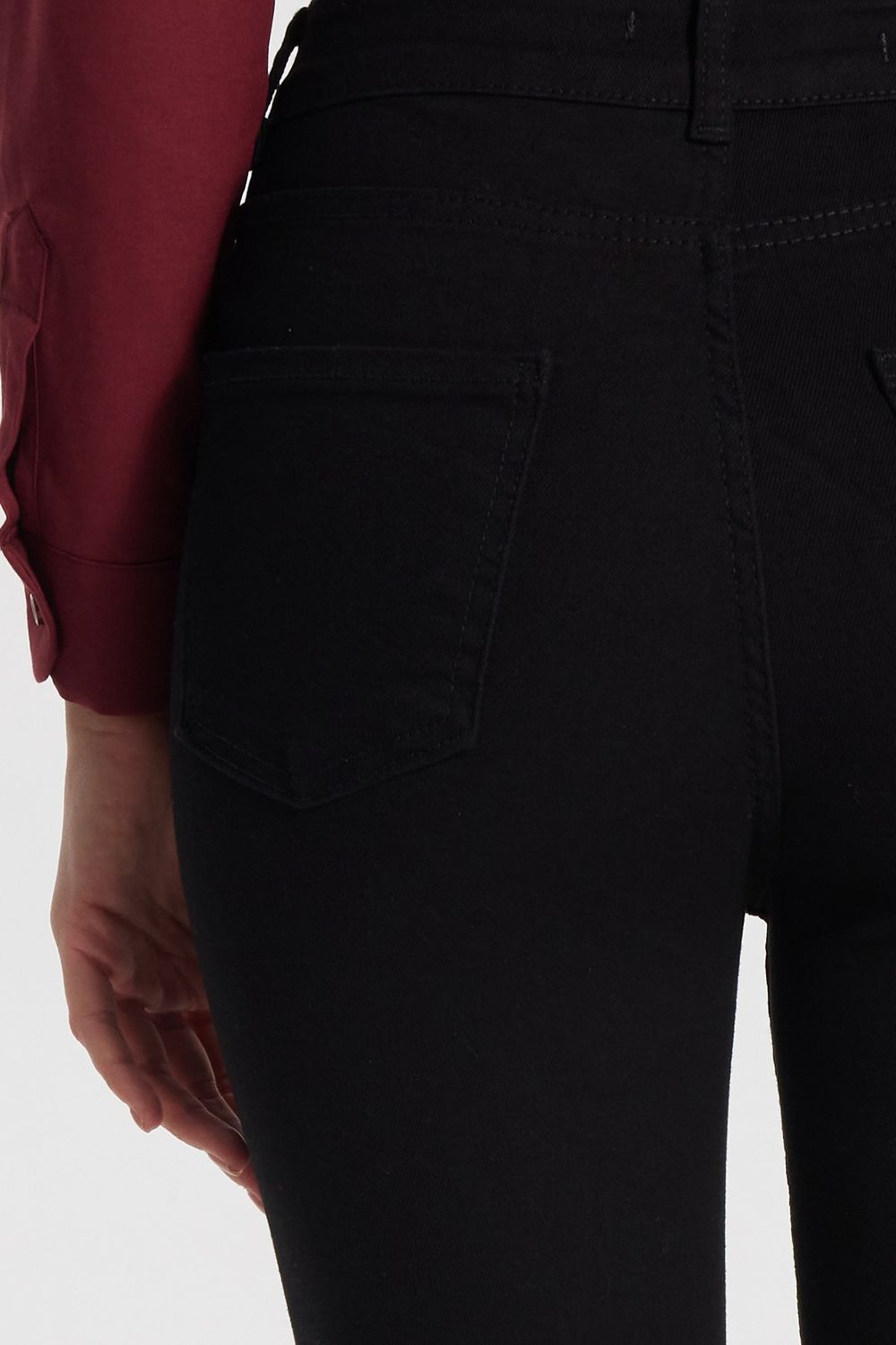 Kadın Regular Fit Klasik Kesim Pamuklu Likralı İspanyol Paça Siyah Jean Kot Pantolon