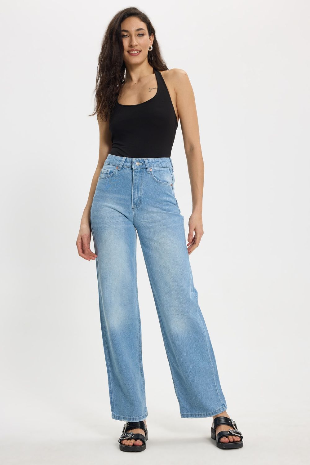 Kadın Relax Fit Rahat Kesim %100 Pamuk Cepli Geniş Paça Açık Mavi Jean Kot Pantolon
