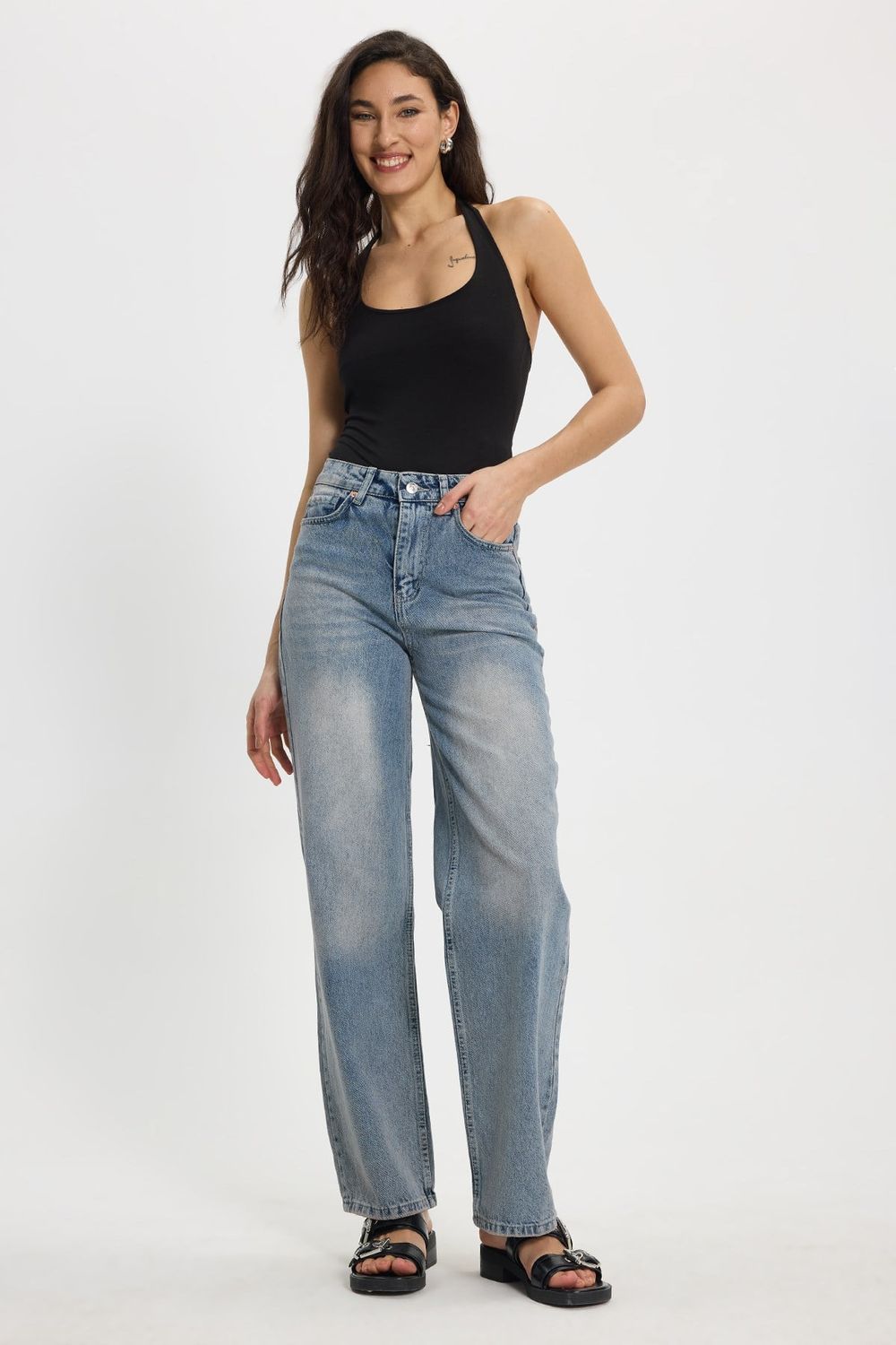 Kadın Relax Fit Rahat Kesim %100 Pamuk Cepli Geniş Paça Mavi Jean Kot Pantolon