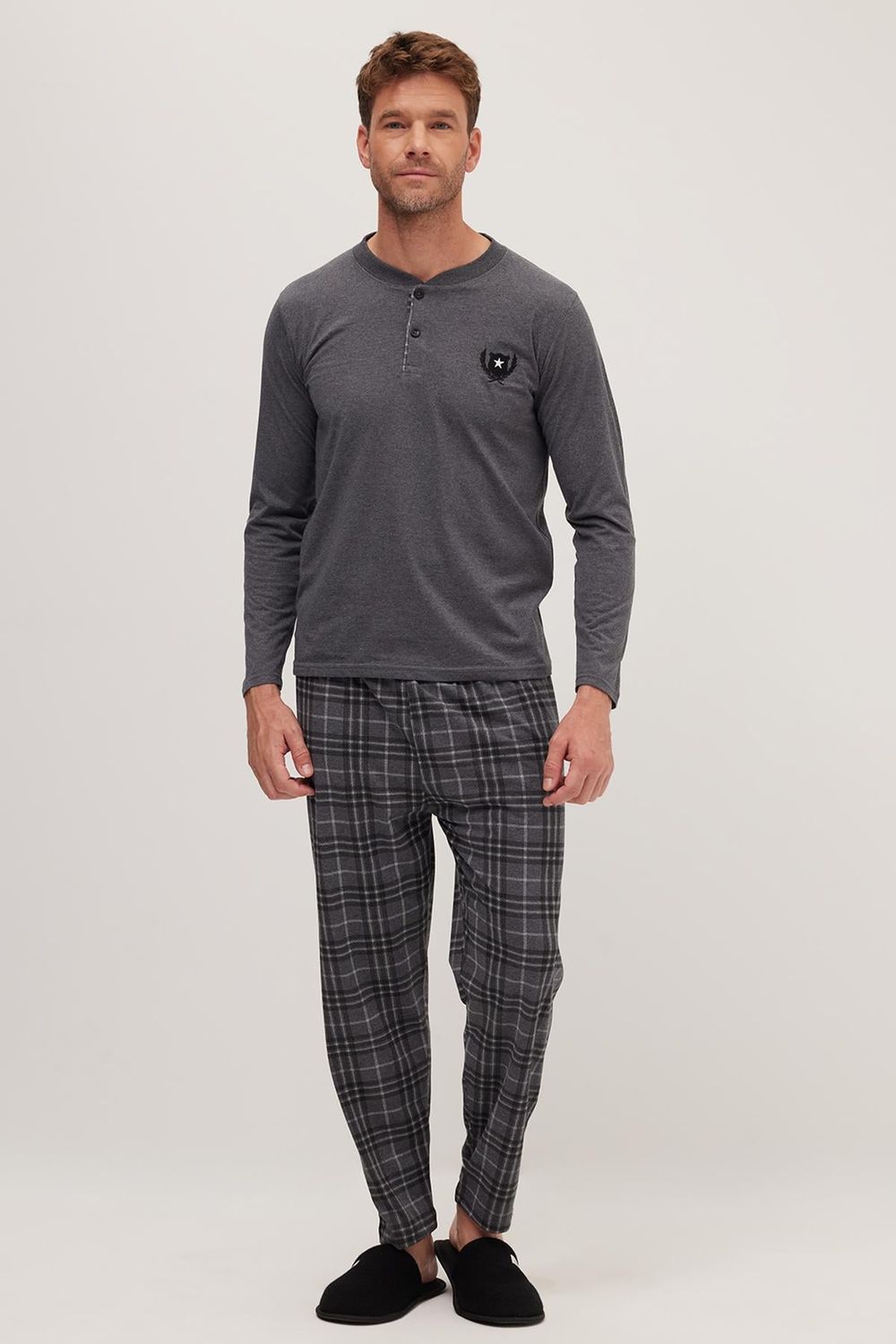 Erkek Regular Fit Pamuklu Düğmeli Yaka Beli Lastikli Desenli Gri Pijama Takımı