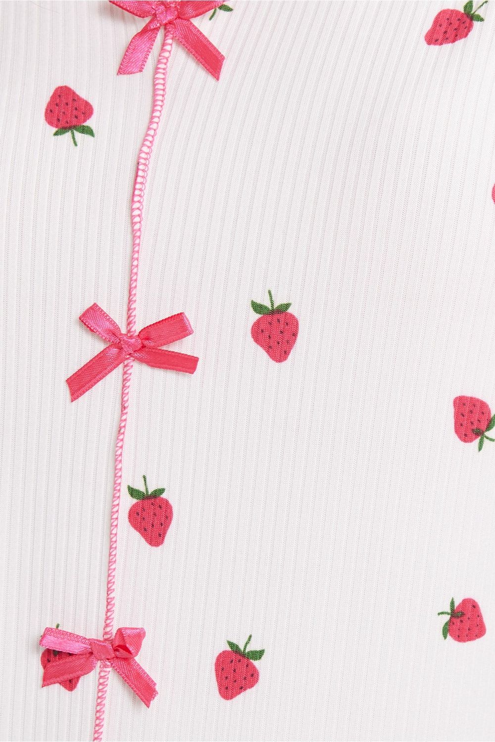 Kadın Standart Fit Normal Kesim Fitilli Görünüm Fiyonk Detaylı Kısa Kol Baskılı Ekru Pijama Takımı