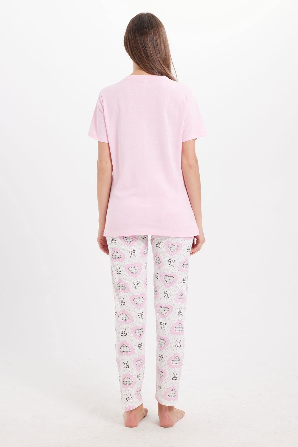 Kadın Regular Fit Klasik Kesim %100 Pamuk Bisiklet Yaka Kısa Kollu Baskılı Pembe Pijama Takımı