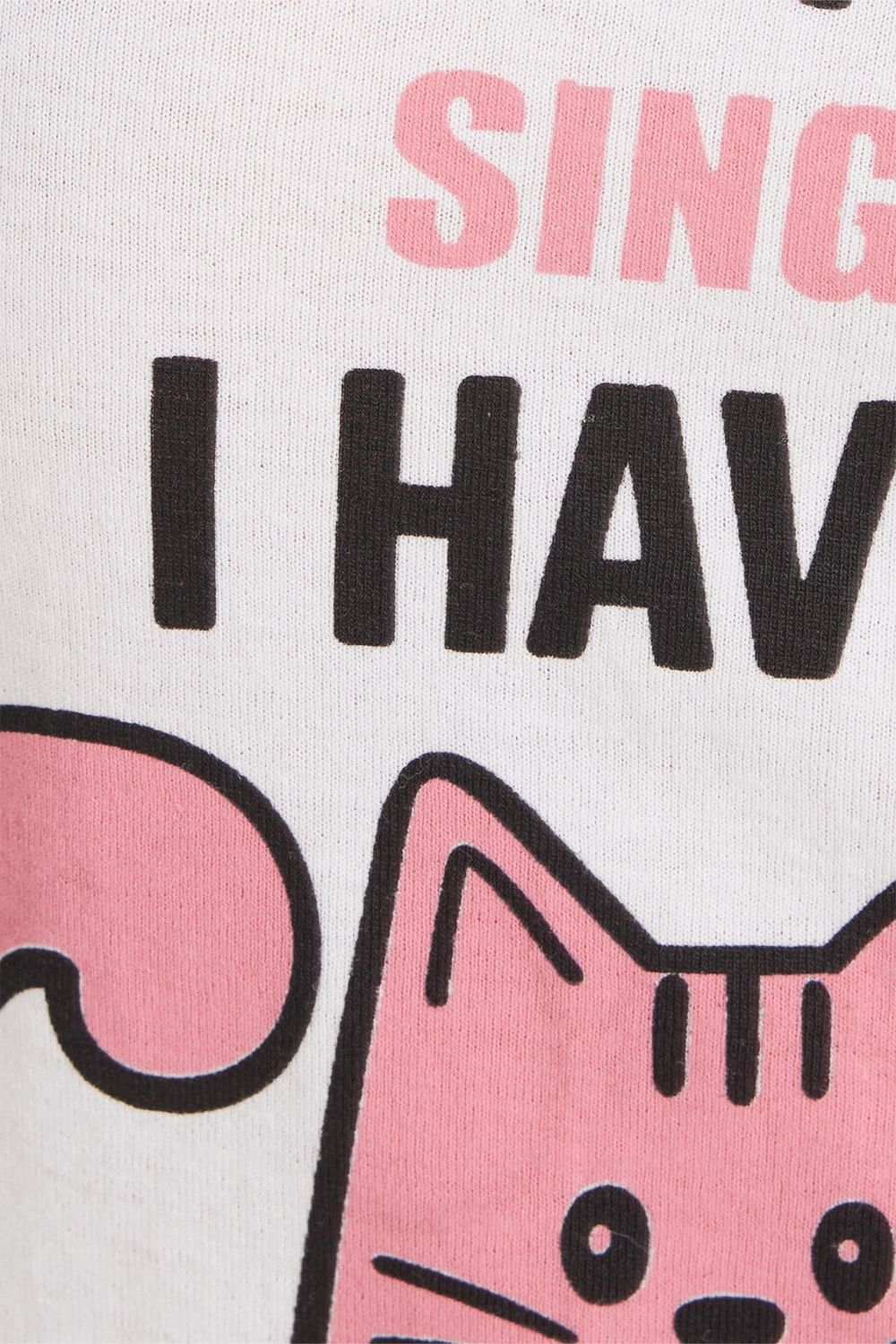 Kadın Regular Fit Klasik Kesim Pamuklu Bisiklet Yaka Kısa Kollu Baskılı Beyaz Pijama Takımı