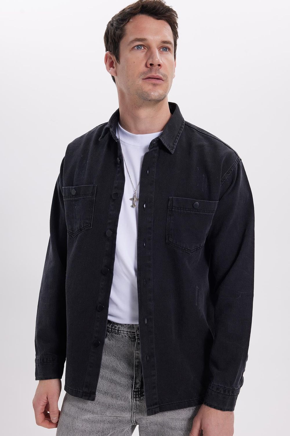 Relax Fit Çift Cep Eskitmeli Siyah Denim Kot Erkek Gömlek