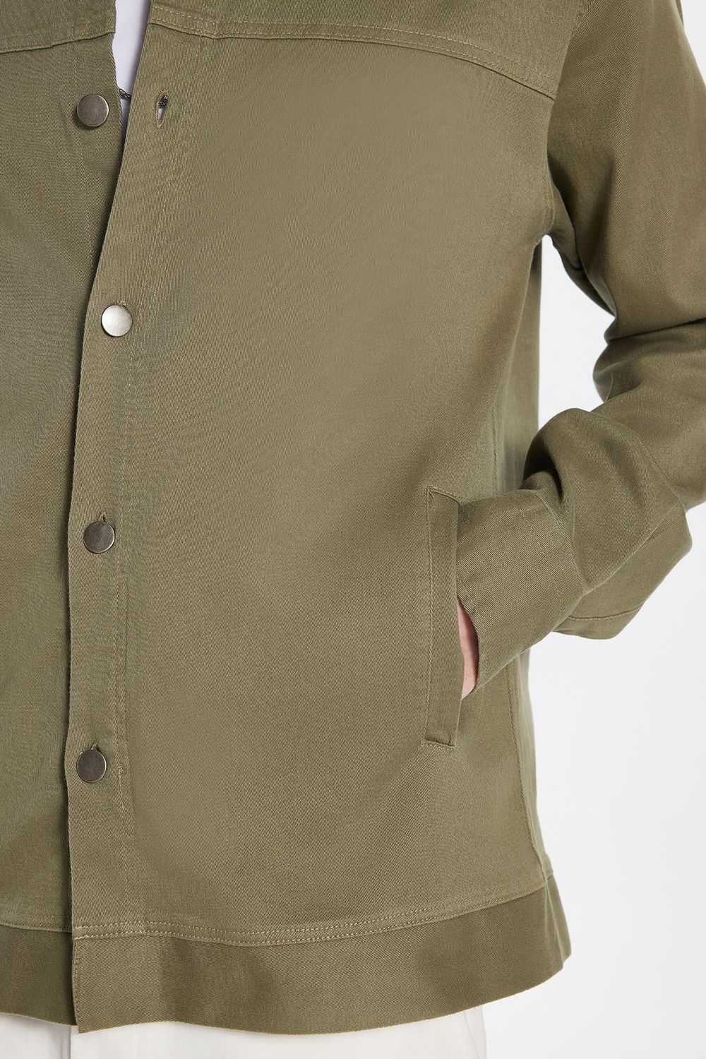 Erkek Relax Fit Rahat Kesim Gabardin Likralı Yandan Cepli Haki Ceket Gömlek