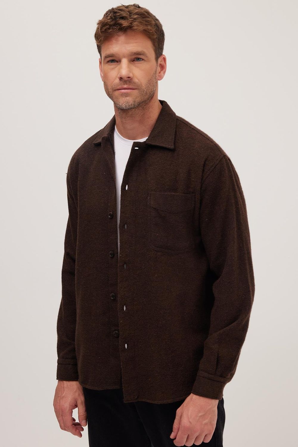 Erkek Relax Fit Rahat Kesim Oduncu Tek Cepli Kapaklı Armürlü Kahverengi Apaş Yaka Kışlık Gömlek