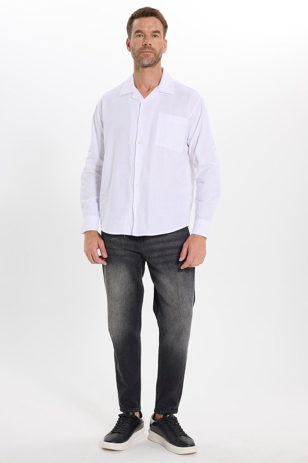 Erkek Relax Fit Rahat Kesim Oversize %100 Pamuk Keten Doku Apaş Yaka Beyaz Gömlek