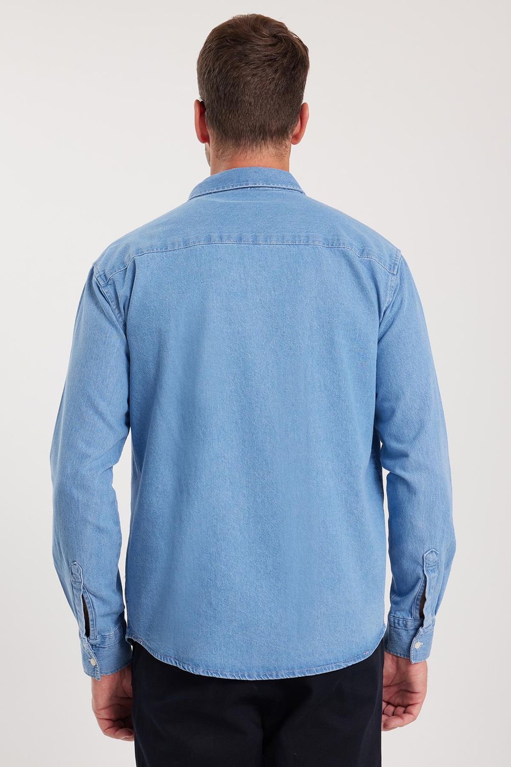 Erkek Relax Fit Rahat Kesim Spor Yaka Çift Cep Kapaklı Denim Gömlek