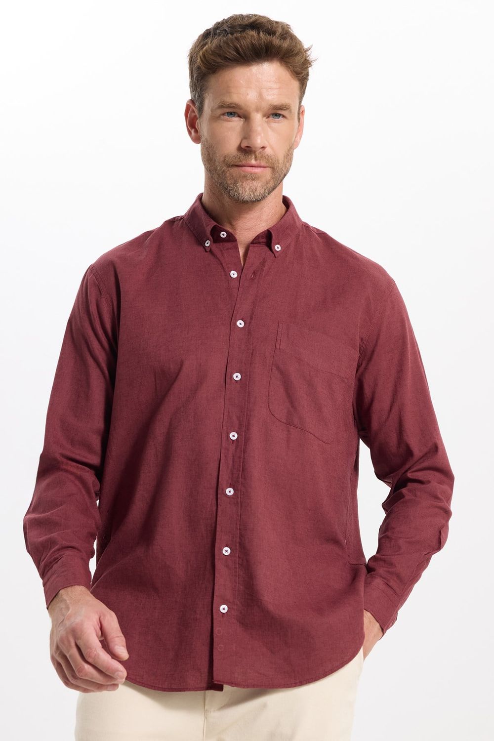 Erkek Regular Fit Klasik Kesim Oversize Pamuklu Keten Doku Düğmeli Yaka Bordo Gömlek