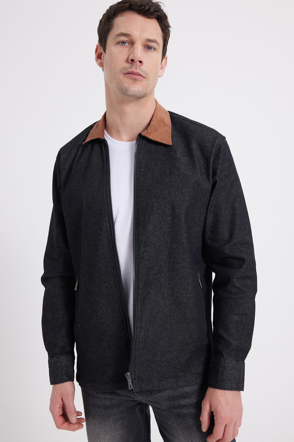 Erkek Regular Fit Rahat Kesim Kadife Yaka Fermuarlı Denim Siyah Ceket Gömlek