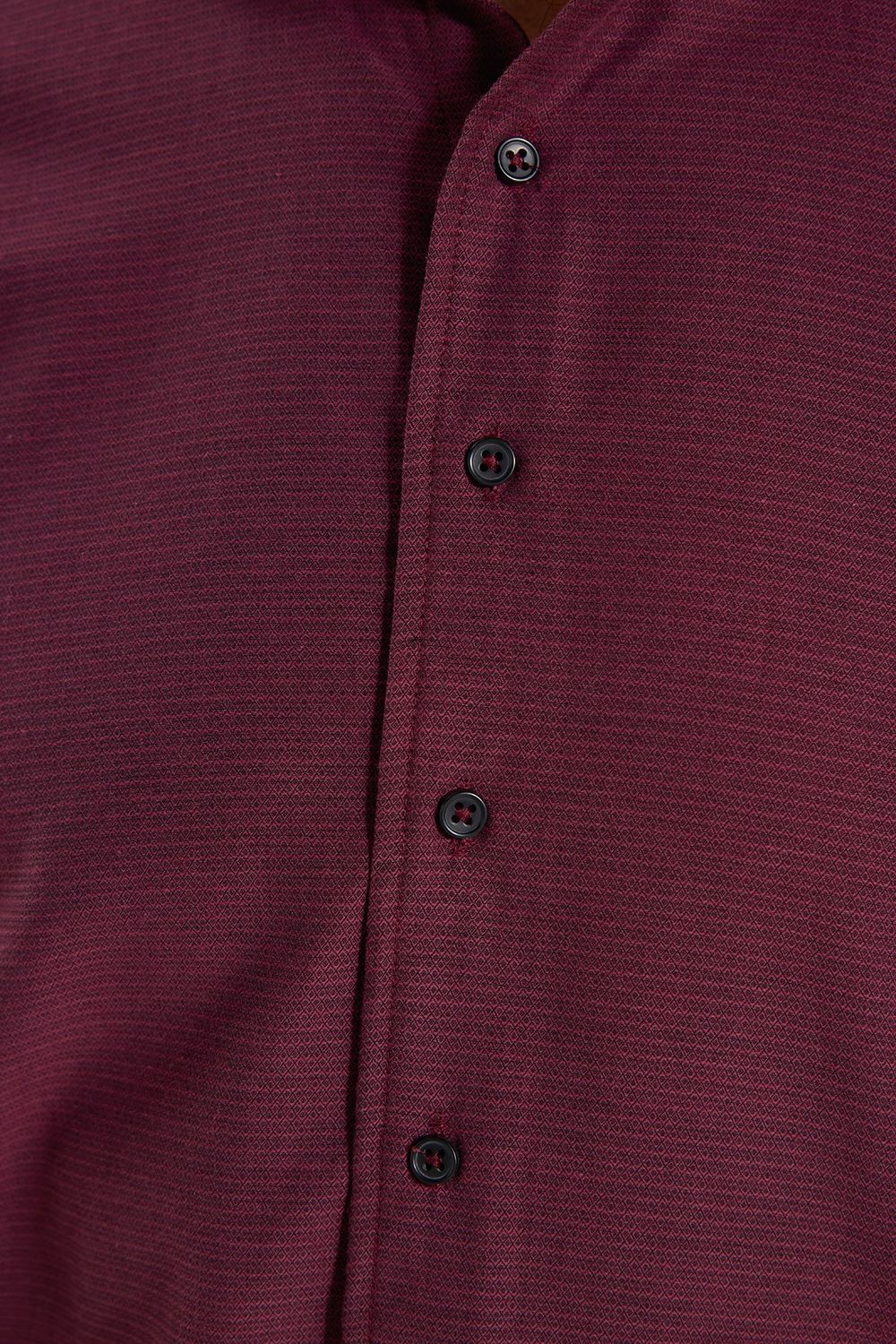 Erkek Regular Fit Klasik Kesim Pamuklu Kolay Ütülenebilir Armürlü Bordo Gömlek
