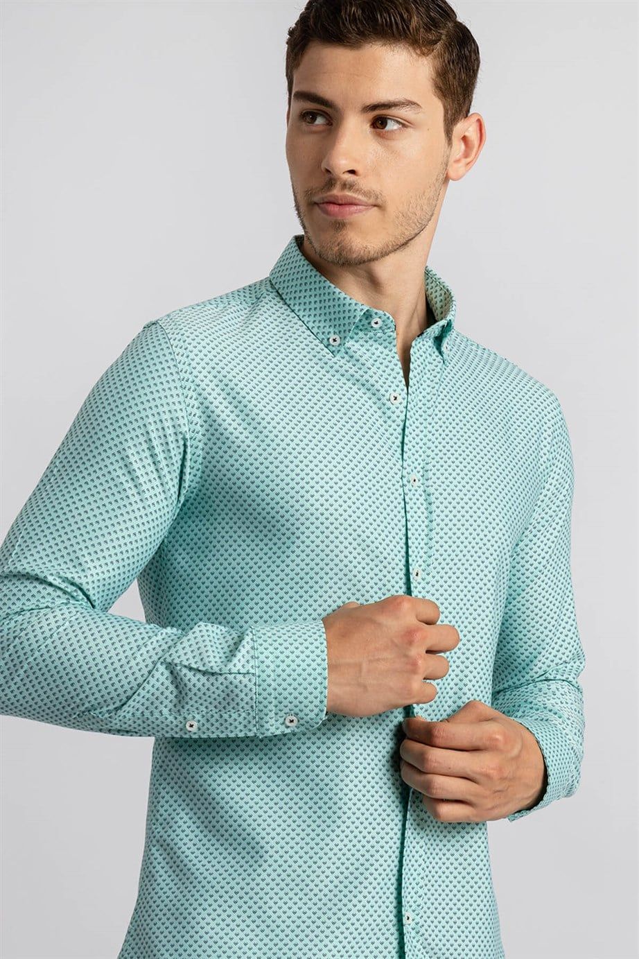 Slim Fit Dar Kesim Desenli Erkek Gömlek