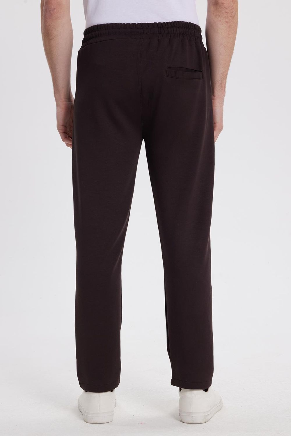 Erkek Slim Fit Dar Kesim Beli Bağcıklı 3 Cepli Geniş Paça Koyu Kahve Eşofman Altı