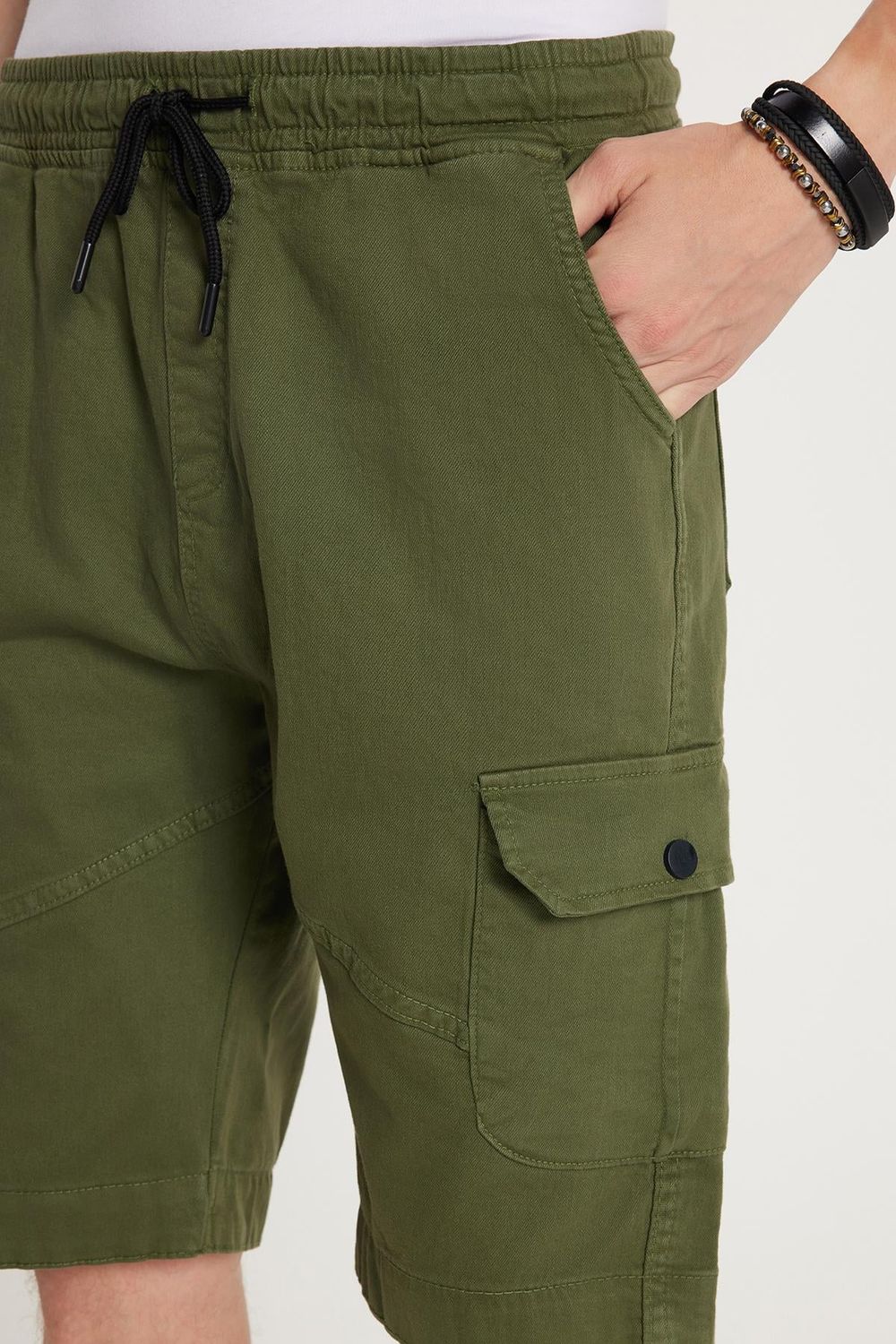 ERKEK KAPRİ KORDONLU