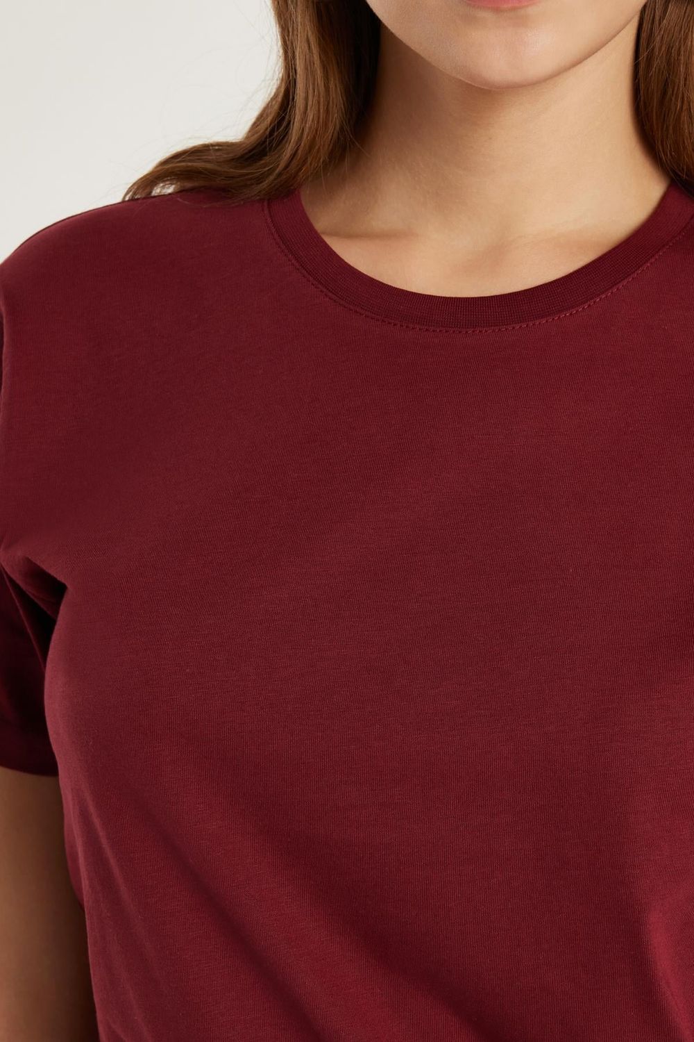 Unisex Slim Fit Dar Kesim %100 Pamuk Yumuşak Dokulu Bordo Bisiklet Yaka Tişört