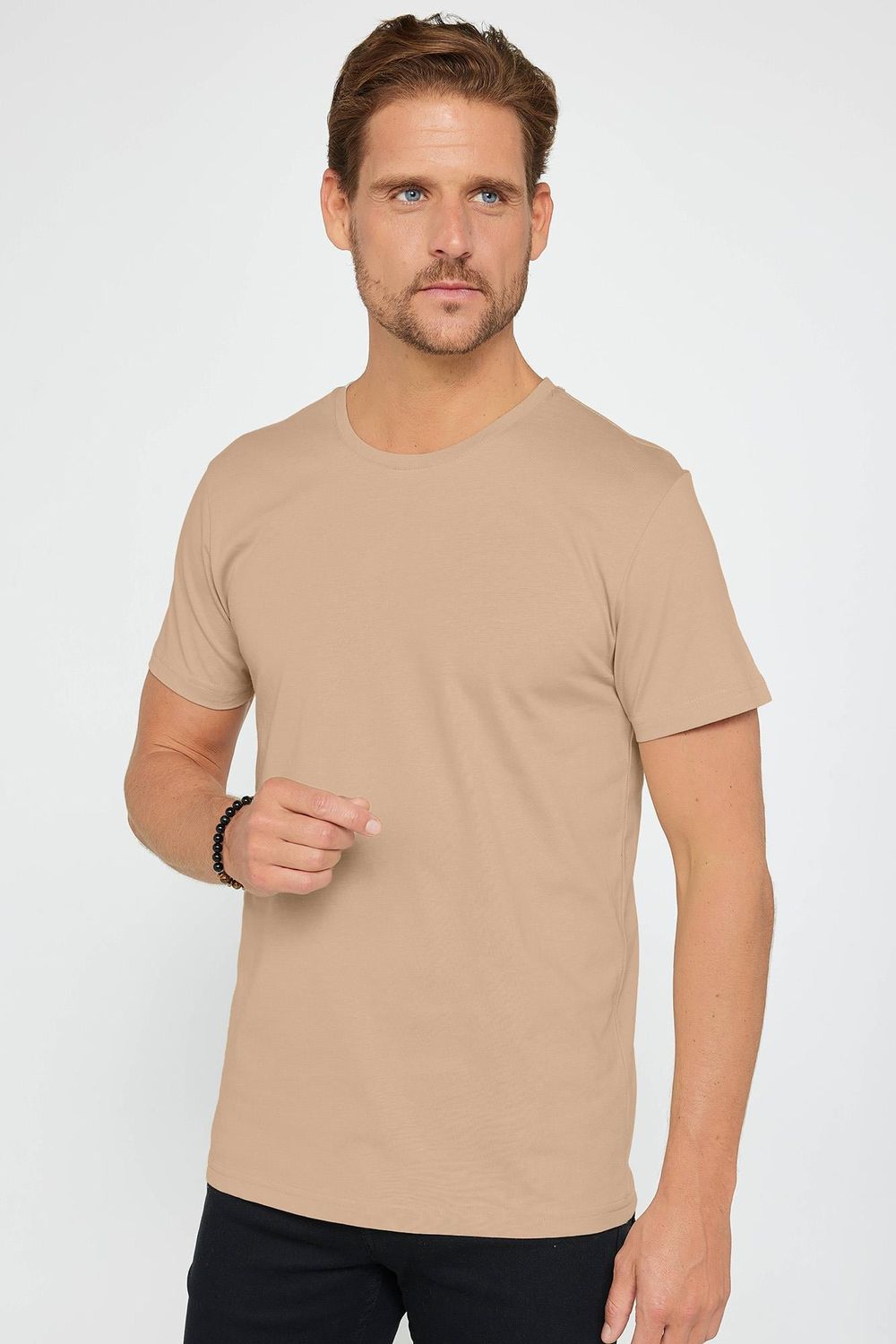 Erkek Slim Fit Dar Kesim %100 Pamuk Yumuşak Dokulu Vizon Renk Bisiklet Yaka Tişört