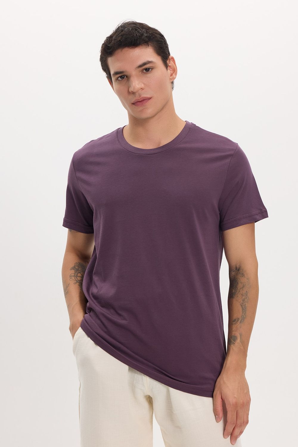 Unisex Slim Fit Dar Kesim %100 Pamuk Yumuşak Dokulu Mor Bisiklet Yaka Tişört