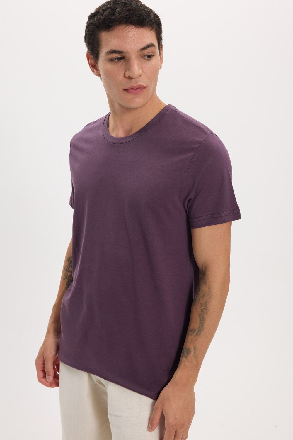 Unisex Slim Fit Dar Kesim %100 Pamuk Yumuşak Dokulu Mor Bisiklet Yaka Tişört