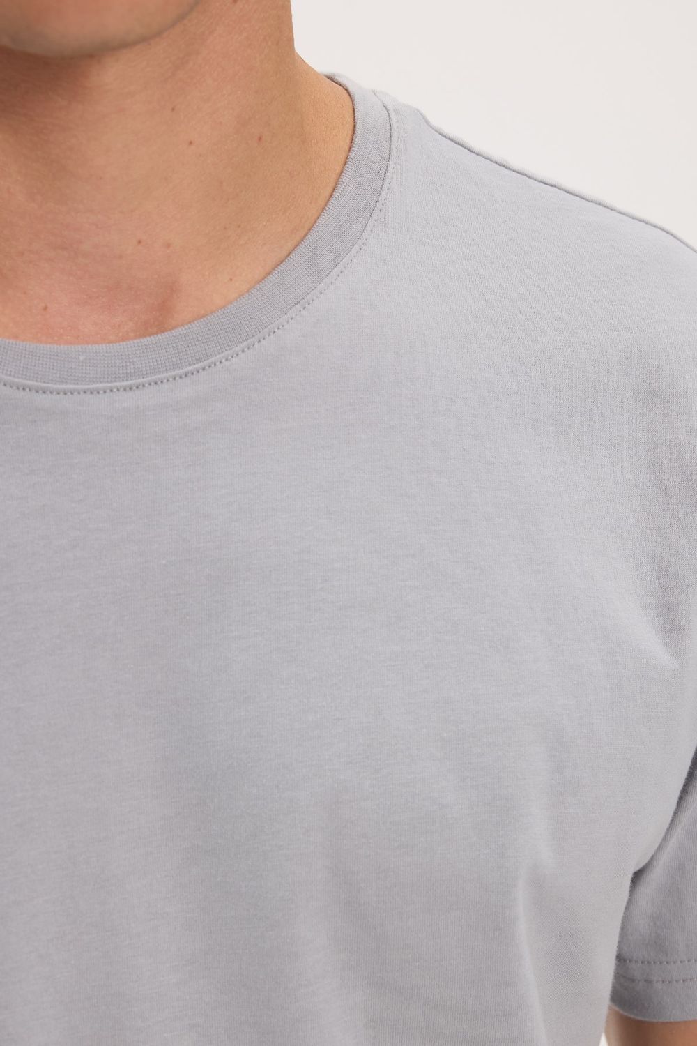 Unisex Slim Fit Dar Kesim %100 Pamuk Yumuşak Dokulu Gri Bisiklet Yaka Tişört