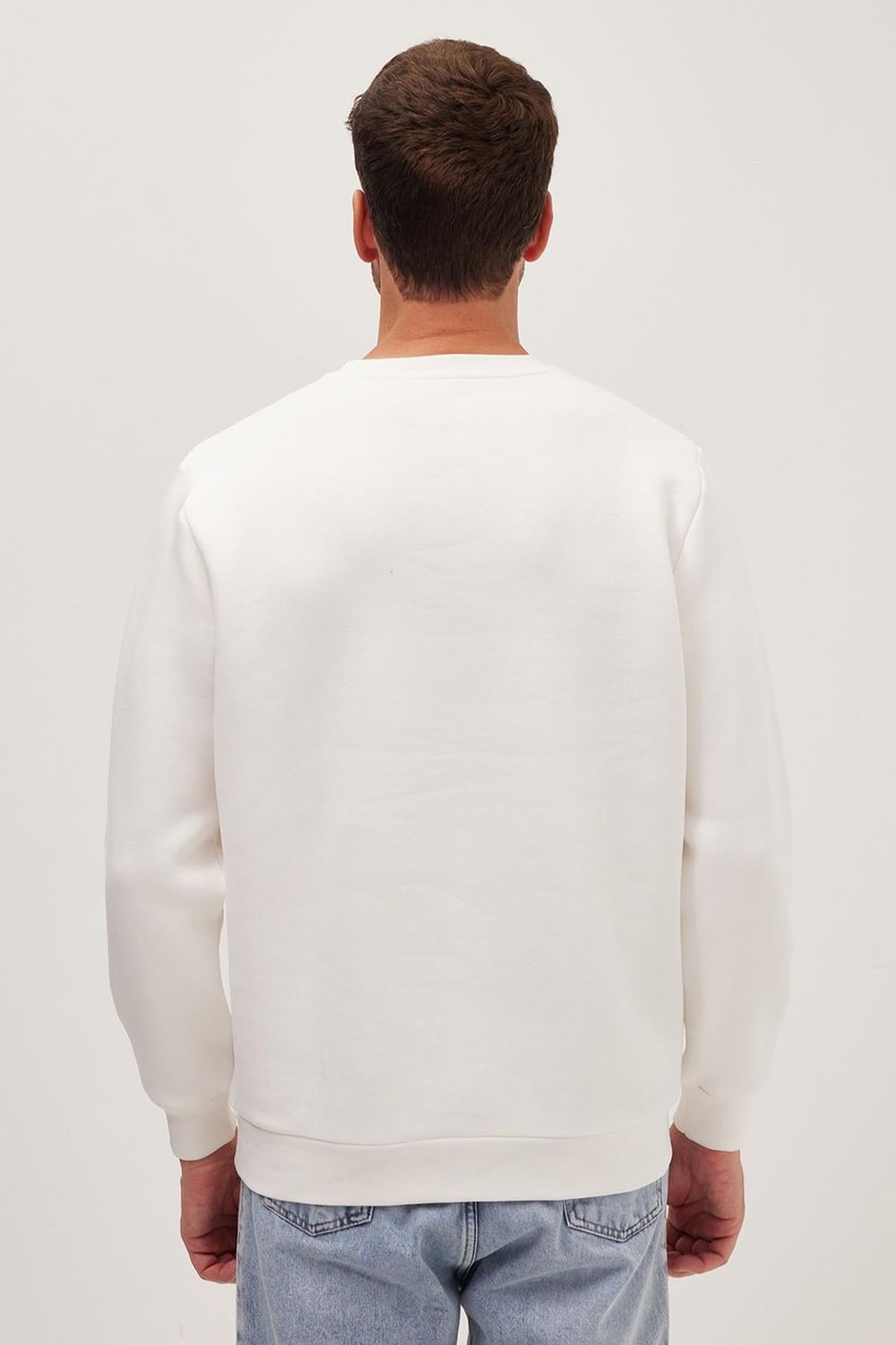 Unisex Relax Fit Rahat Kesim Pamuklu Yumuşak Dokulu İçi Polarlı Beyaz Bisiklet Yaka Sweatshirt
