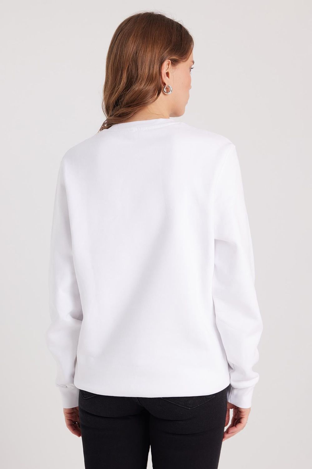 Kadın Oversize Geniş Kesim %100 Pamuk Basic Beyaz Bisiklet Yaka Sweatshirt