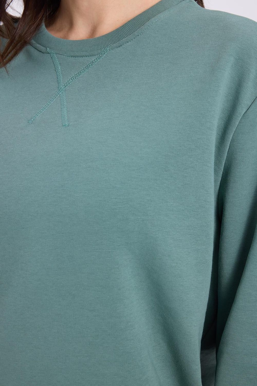 Kadın Oversize Geniş Kesim %100 Pamuk Basic Beyaz Bisiklet Yaka Yeşil Sweatshirt