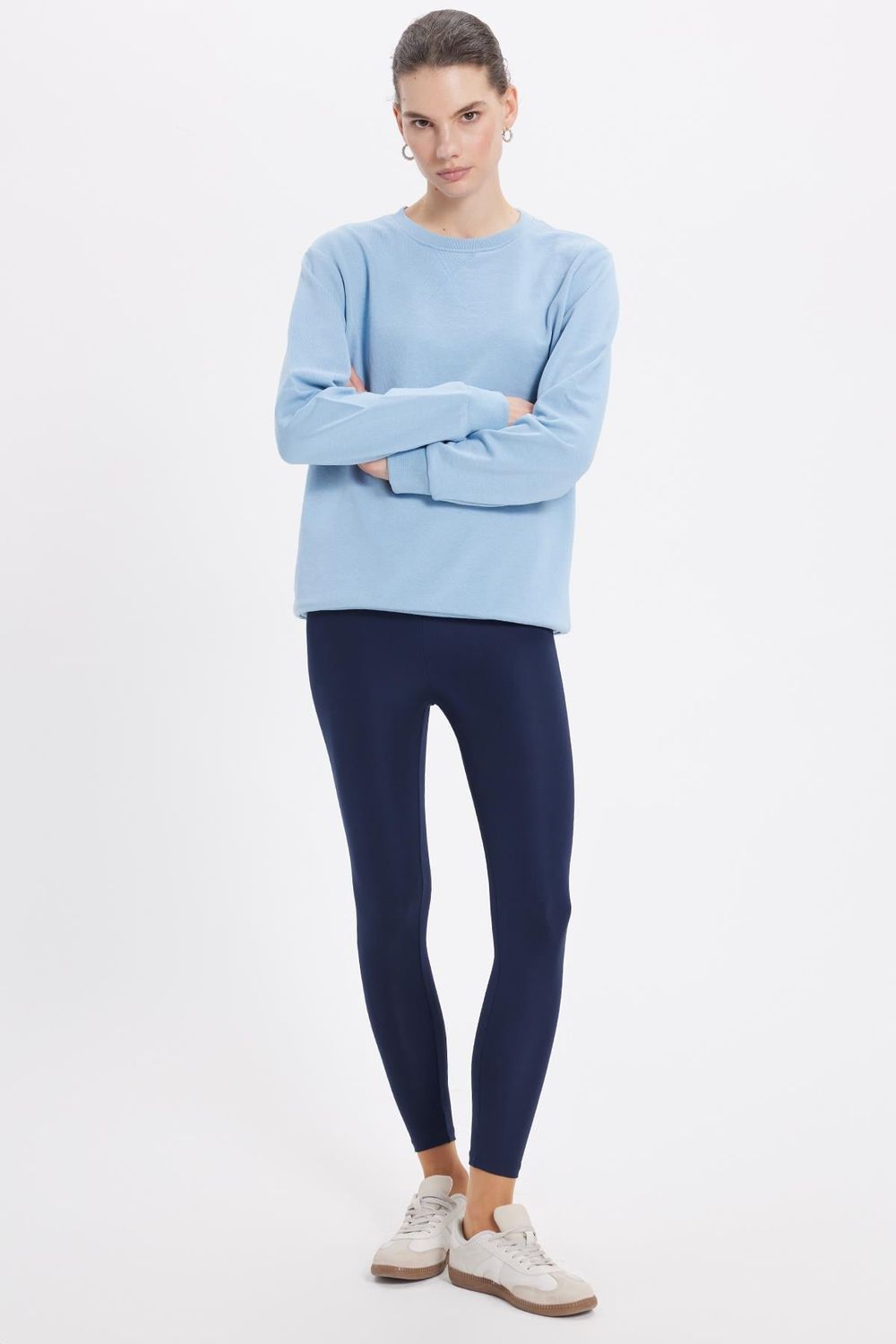 Kadın Oversize Geniş Kesim Pamuk Bisiklet Yaka Basic Sweatshirt