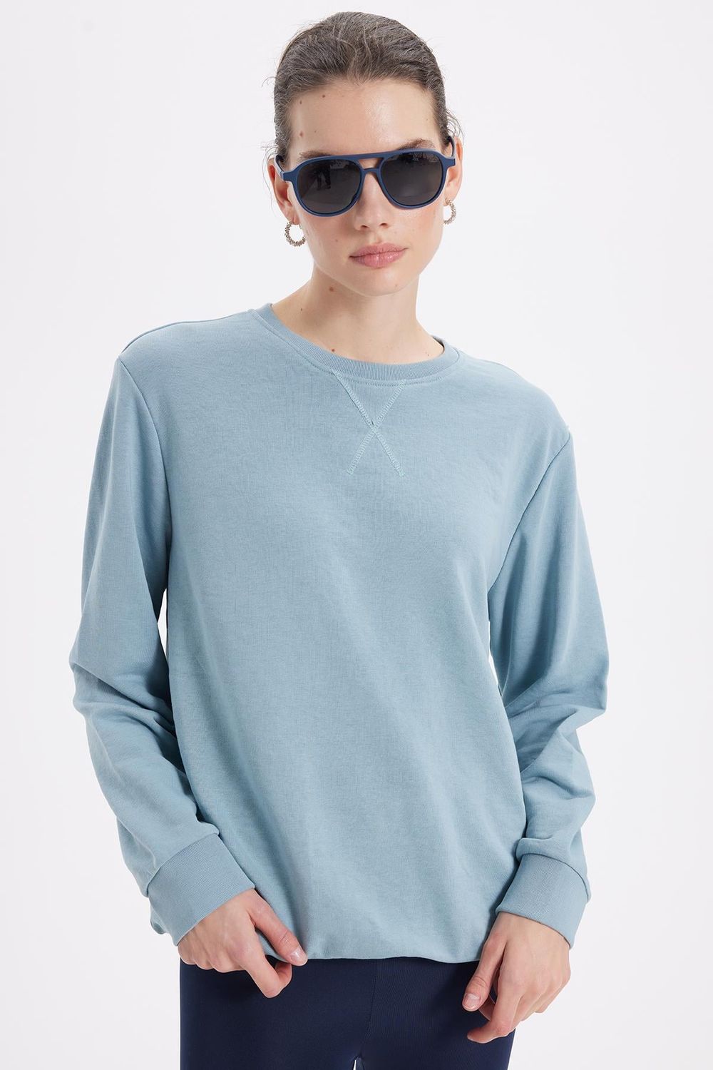 Kadın Oversize Geniş Kesim Pamuk Bisiklet Yaka Basic Sweatshirt