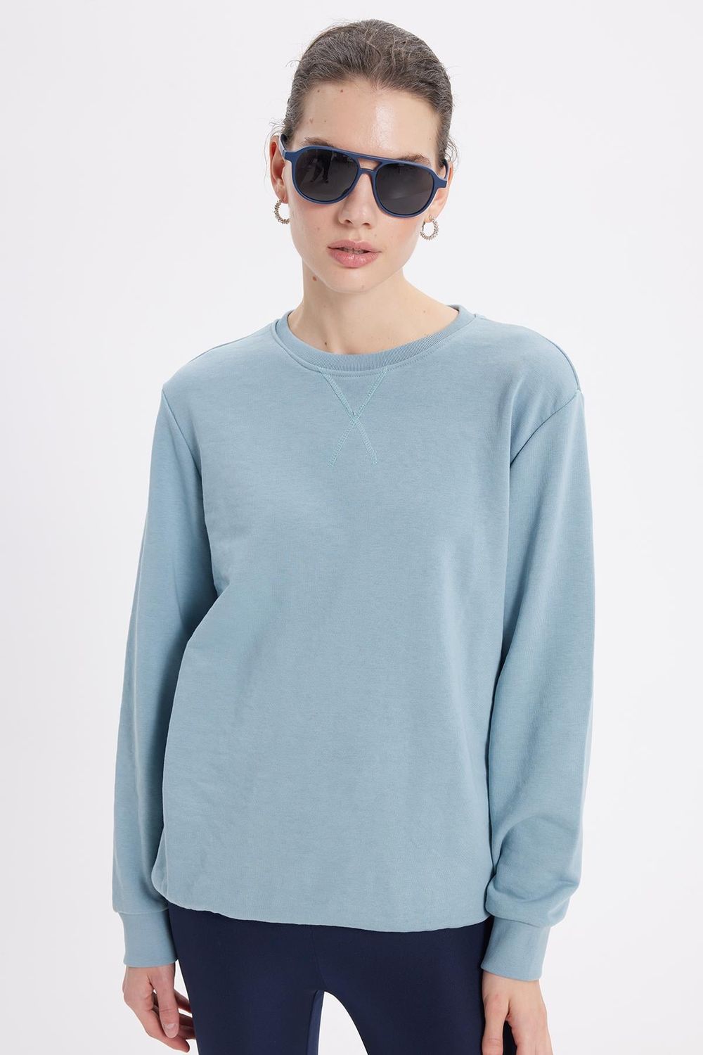 Kadın Oversize Geniş Kesim Pamuk Bisiklet Yaka Basic Sweatshirt