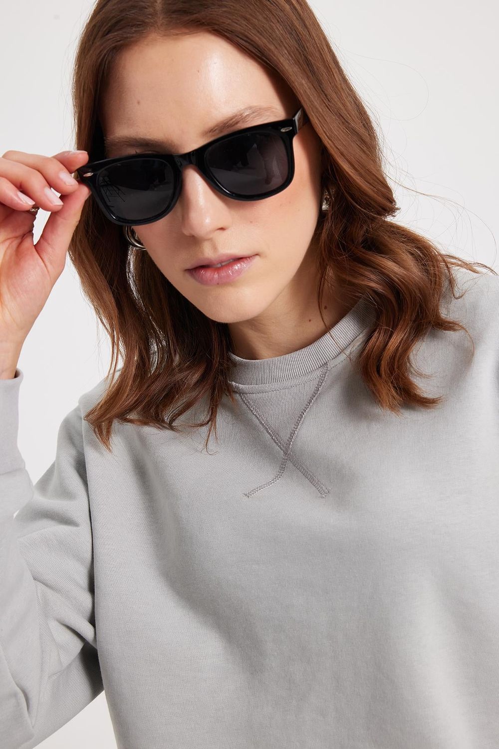 Kadın Oversize Geniş Kesim %100 Pamuk 3 İplik Bisiklet Yaka Basic Sweatshirt