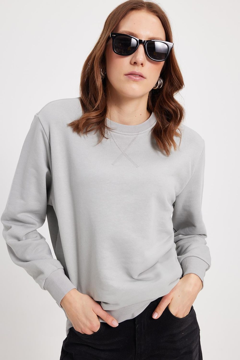 Kadın Oversize Geniş Kesim %100 Pamuk 3 İplik Bisiklet Yaka Basic Sweatshirt