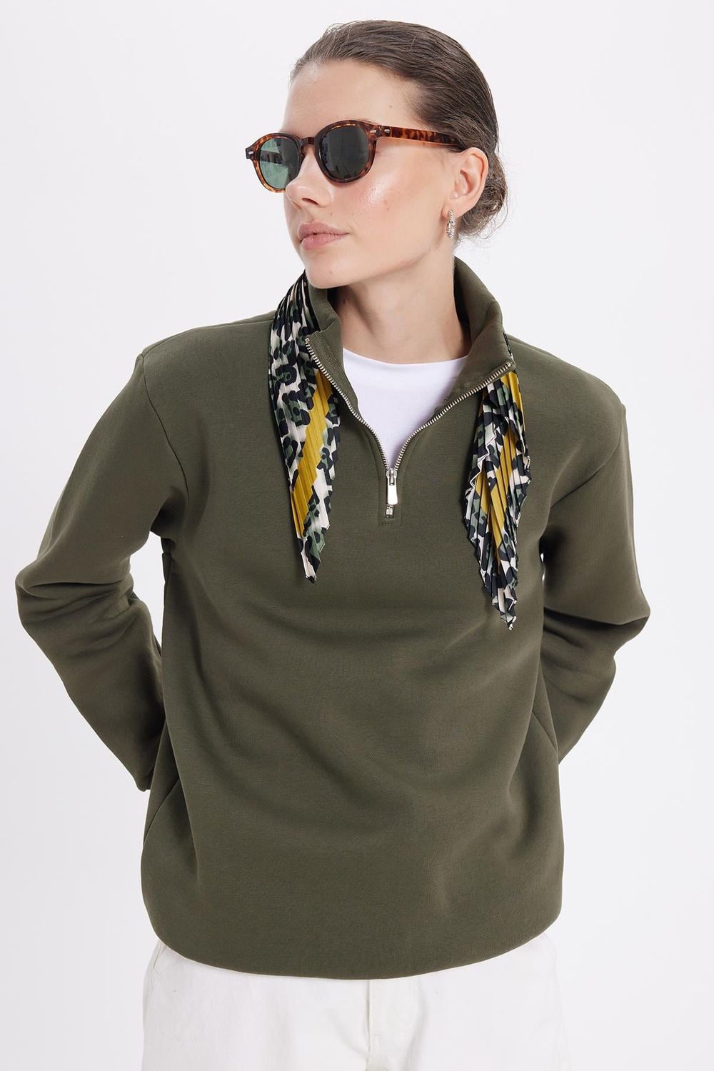 Pamuklu Dik Yaka Fermuarlı Kadın Sweatshirt