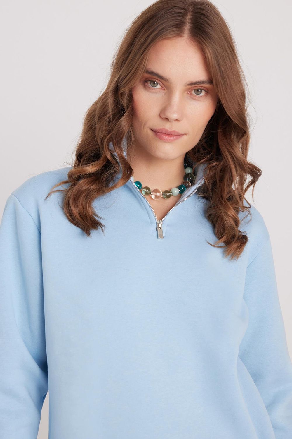 Kadın Relax Fit Rahat Kesim Pamuklu İçi Polarlı Yarım Fermuarlı Mavi Dik Yaka Sweatshirt