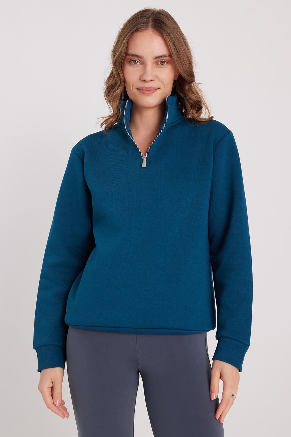 Kadın Relax Fit Rahat Kesim Pamuklu İçi Polarlı Yarım Fermuarlı İndigo Dik Yaka Sweatshirt