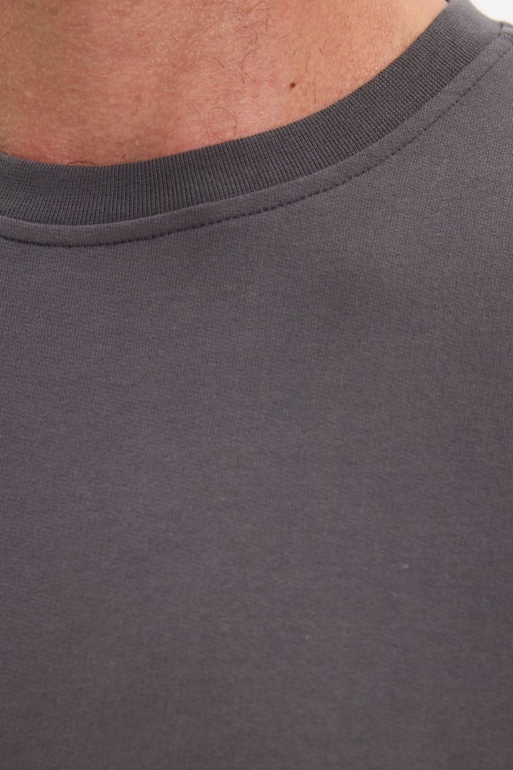 Erkek Relax Fit Rahat Kesim %100 Pamuk 2 İplik Bisiklet Yaka Koyu Gri Sweatshirt