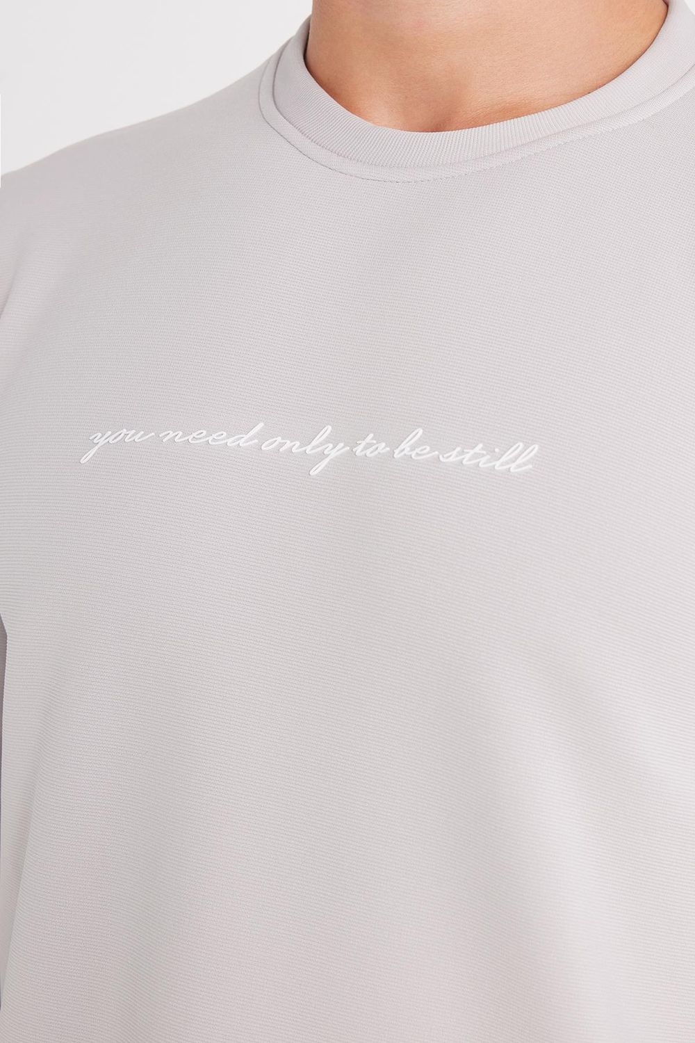 Erkek Standart Fit Pamuklu Bisiklet Yaka Şardonlu Baskılı Açık Gri Sweatshirt 