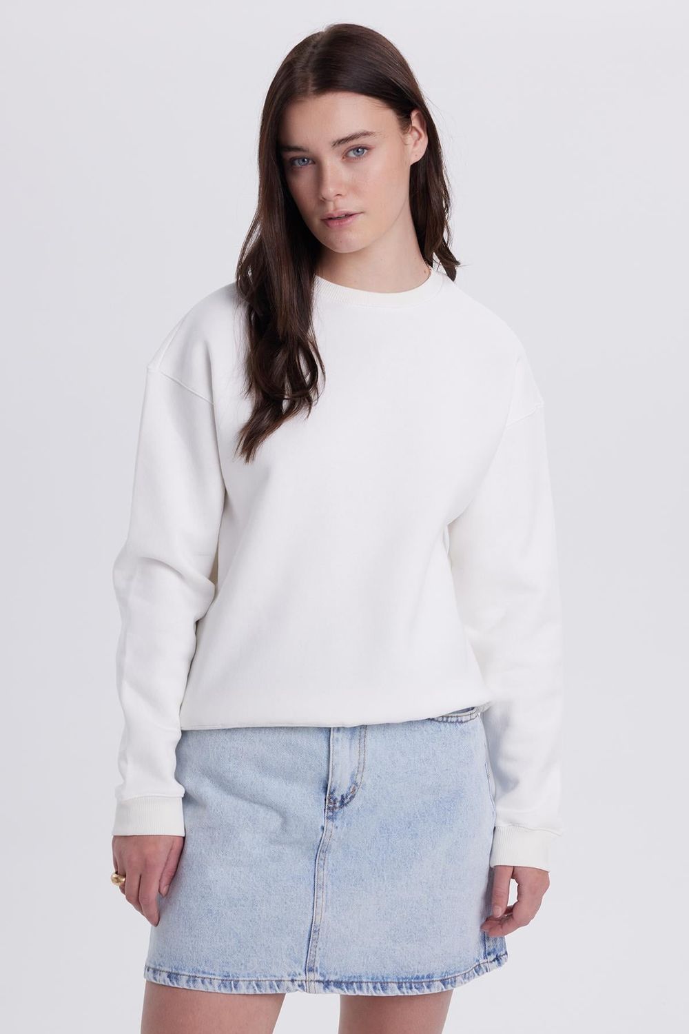 Kadın Oversize Geniş Kesim Pamuklu Bisiklet Yaka Ekru Sweatshirt