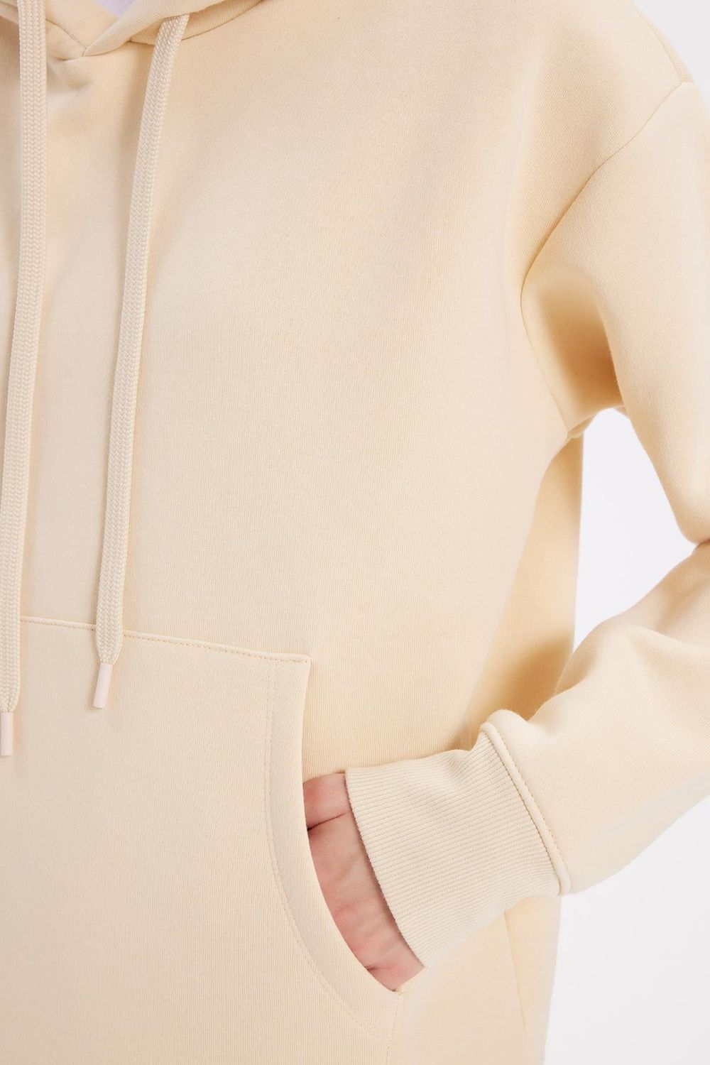 Kadın Oversize Geniş Kesim Pamuklu Yumuşak Dokulu İçi Polarlı Basic Bej Kapüşonlu Sweatshirt
