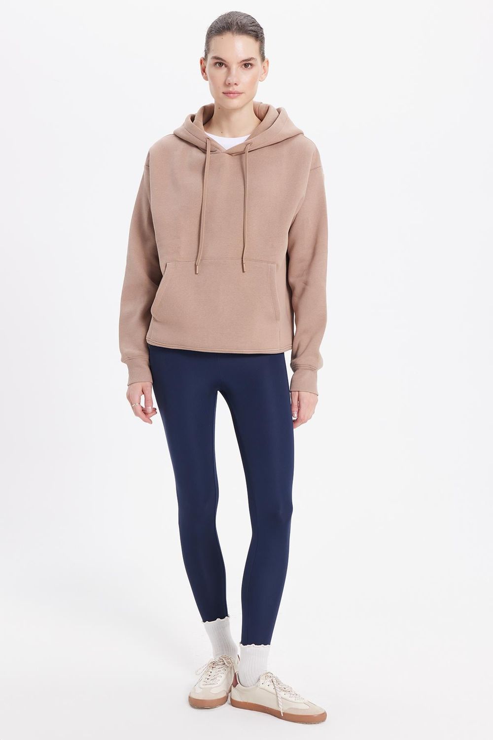 Kadın Oversize Geniş Kesim Pamuklu Yumuşak Dokulu İçi Polarlı Basic Vizon Kapüşonlu Sweatshirt