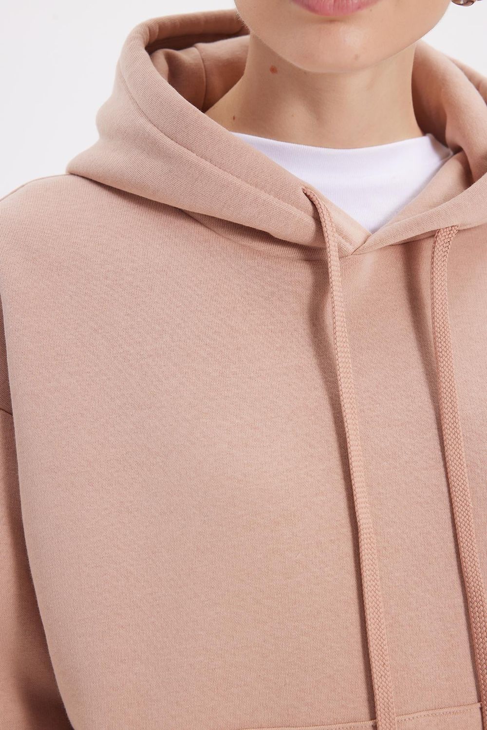 Kadın Oversize Geniş Kesim Pamuklu Yumuşak Dokulu İçi Polarlı Basic Vizon Kapüşonlu Sweatshirt